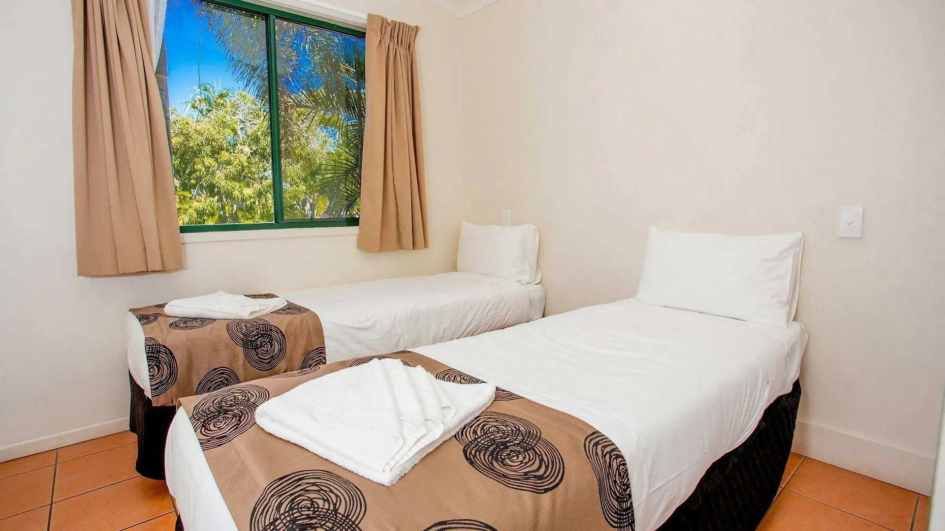 Nrma Bowen Beachfront Holiday Park 4*,  Australia